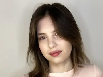 ChandraTays  live sex cam