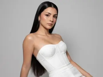 EmmyRouss  live sex cam