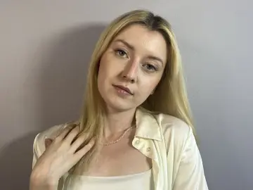 JeanneHolmes  live sex cam