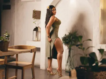 NatalieLagos  live sex cam