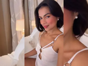 PerlaMoonroe  live sex cam