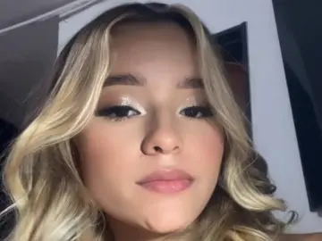 AaishaCollin  live sex cam