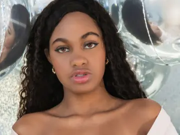 StormiHills  live sex cam