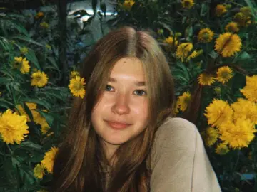 GemaWiddows  live sex cam