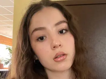JulyLarain  live sex cam