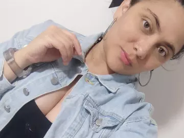 KatieMazon  live sex cam