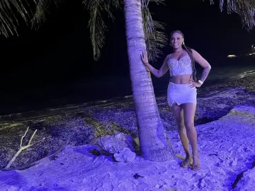 MorochitaRamirez  live sex cam