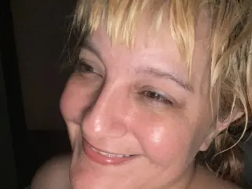 SamieAldridge  live sex cam