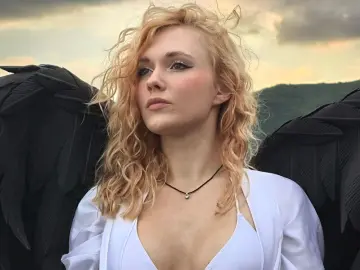AngelinaEvanss  live sex cam