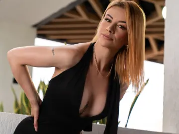 LeahRed  live sex cam