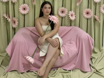 CarolineDux  live sex cam