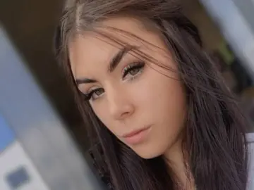 MellieKastor  live sex cam
