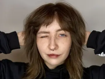 BettieGiernoth  live sex cam