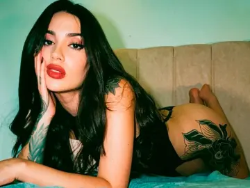 EmiliaVanRose  live sex cam