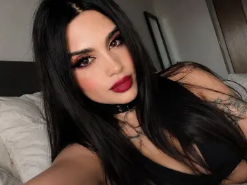 EmiliaVanRose  live sex cam