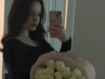 JennineTalone  live sex cam