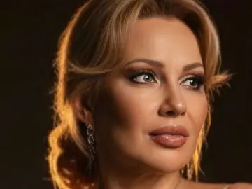 NatalyMonro  live sex cam