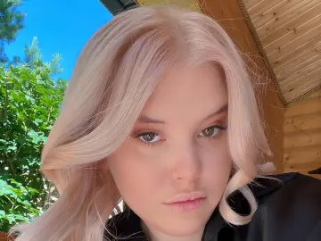 ViolaBunny  live sex cam