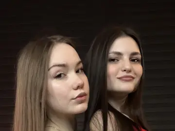 MaybelleAndKayle  live sex cam