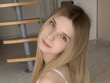 ThoraBeskom  live sex cam