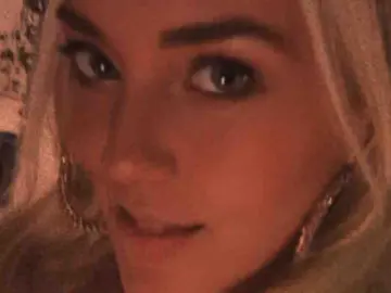 MissConly  live sex cam