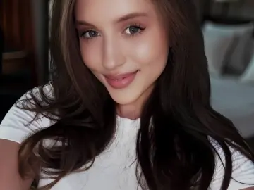 SophieCassel  live sex cam