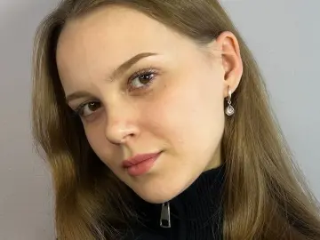 DavinaMcglinchey  live sex cam