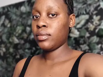 HaleyNoir  live sex cam