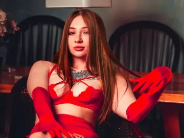 LunacyGigi  live sex cam