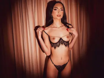 LeyahMyers  live sex cam