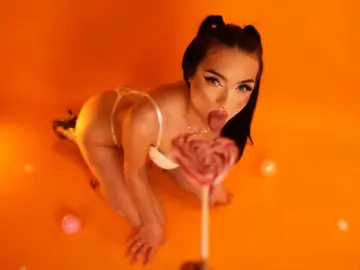 LeyahMyers  live sex cam