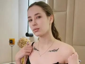 LunaFinn  live sex cam