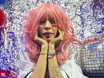 LaurenEvansRosse  live sex cam