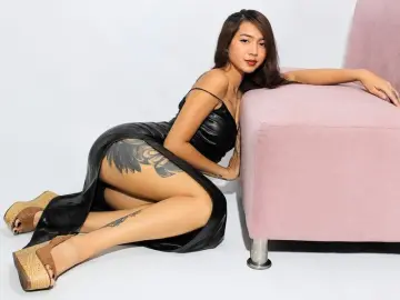 SeleneEverly  live sex cam