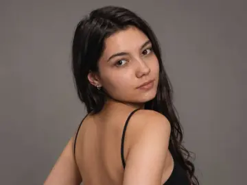 SophieShark  live sex cam