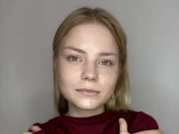DelenaLabonne  live sex cam