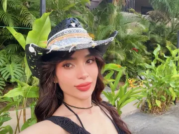 IsabelLior  live sex cam