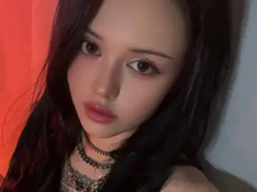 KristyShatten  live sex cam