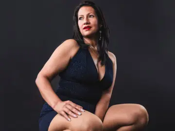 AishaHaynes  live sex cam