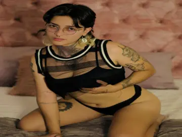 IvyRavens  live sex cam