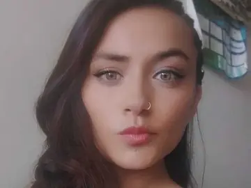 LizMont  live sex cam