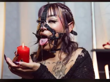 MadyWestt  live sex cam