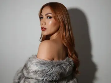 SaraCasttle  live sex cam