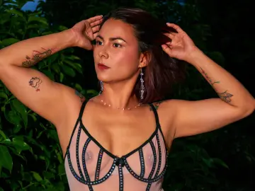 ElhaRoberts  live sex cam