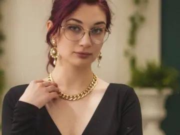 KylieHerdes  live sex cam