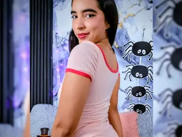 EmmyLhey  live sex cam