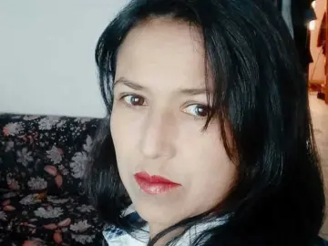 IvanniaClarck  live sex cam