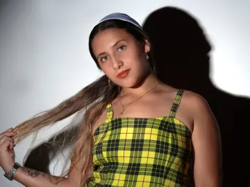 VegaLila  live sex cam