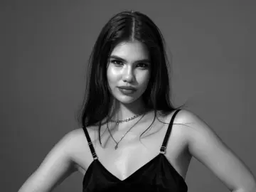 CelesteClad  live sex cam