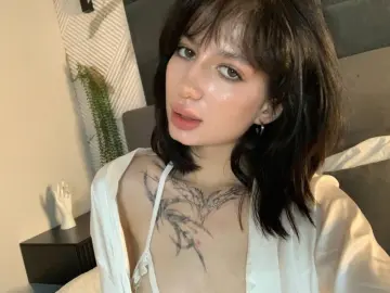 MicheleYter  live sex cam